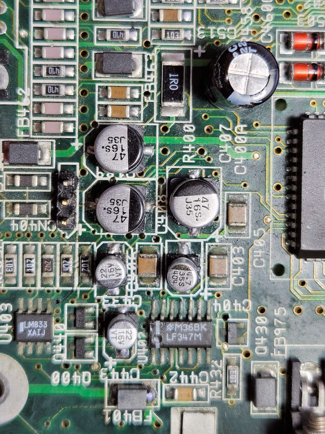 Panoramica locale sezione preamplificazione audio