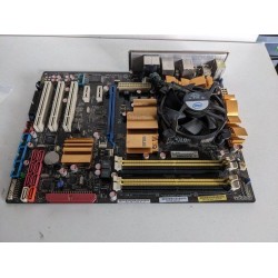ASUS P5Q motherboard with CPU Intel E8400 and 4 GB RAM DDR2